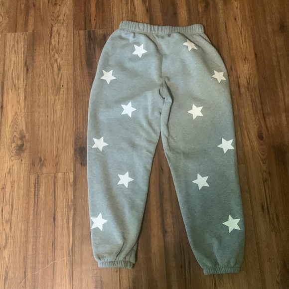 Star Design Sweatpants. Super soft and very comfortable! - Picture 2 of 3